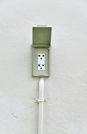Outside shop electrical outlets